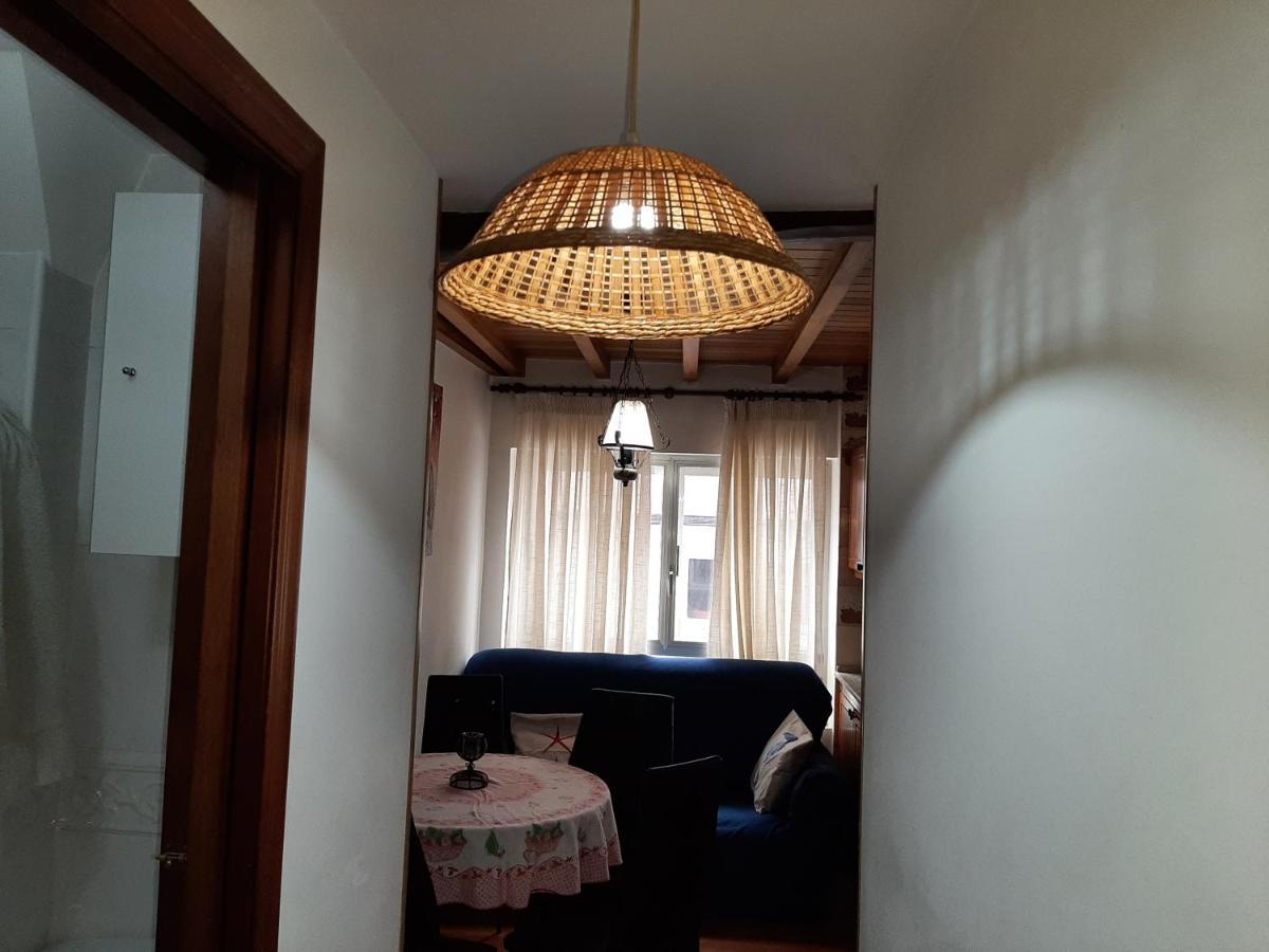 Alquiler de apartamento en el centro de Viveiro Exterior foto